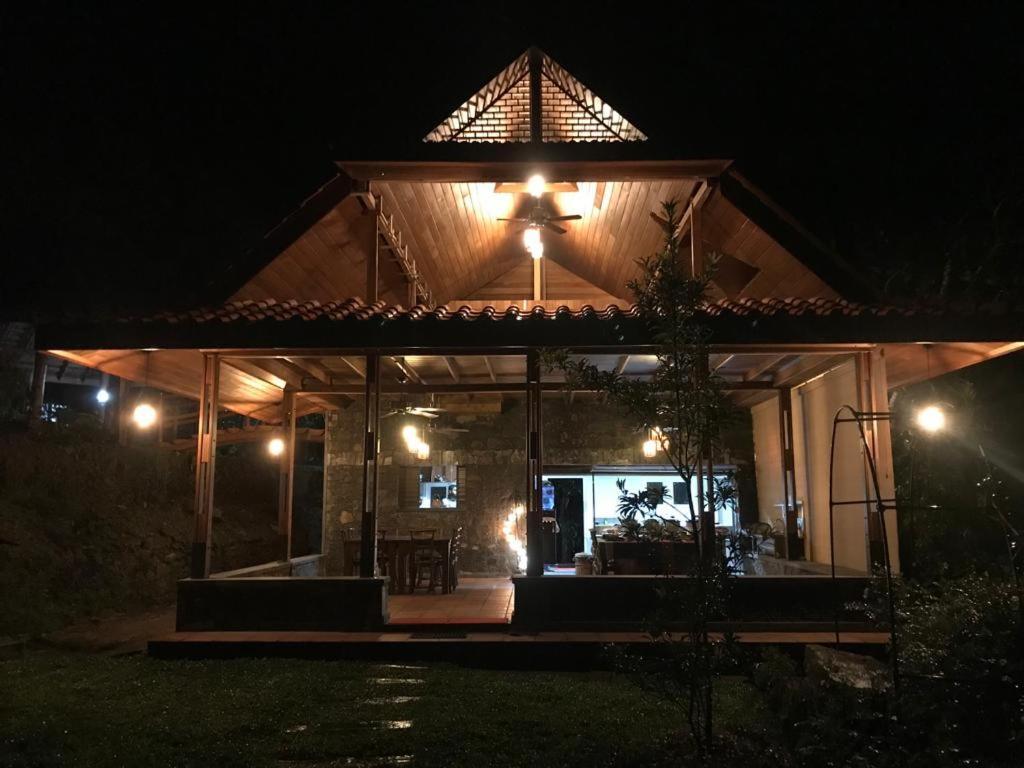Wanakaset Forest Glamping キトゥルガラ エクステリア 写真